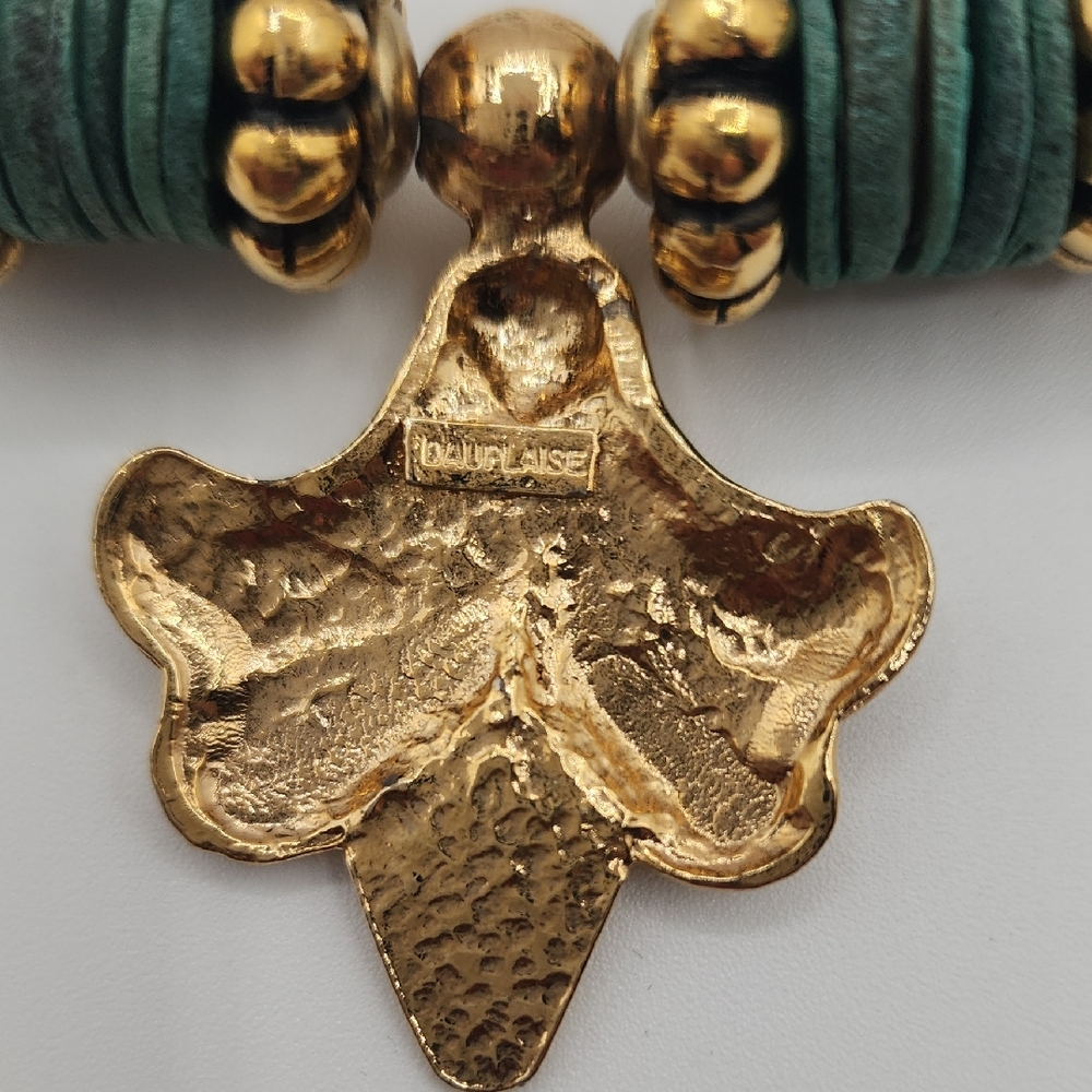 1990s Vintage Carol Dauplaise Fleur de Lis, Green, Gold Plate Statement Necklace - Picture 6 of 12